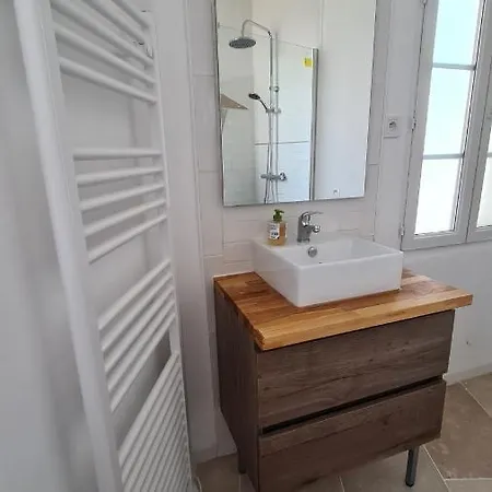 Appartement Termes. Beau Confort *